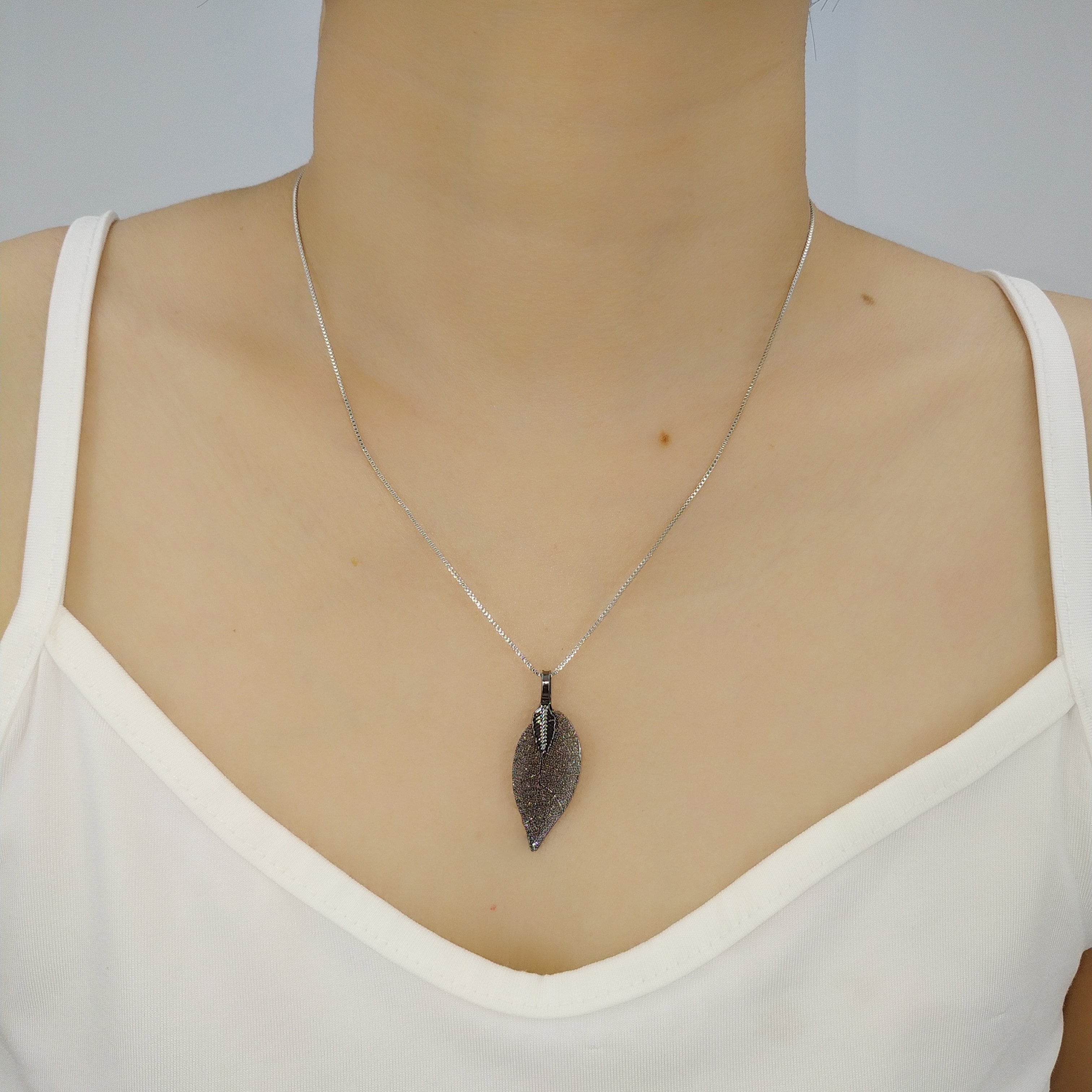 Small Real Leaf Pendant Necklace