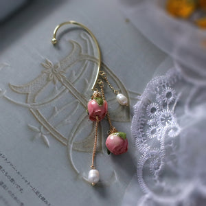 Real Flower Dangle Earring with Pearls (Single)
