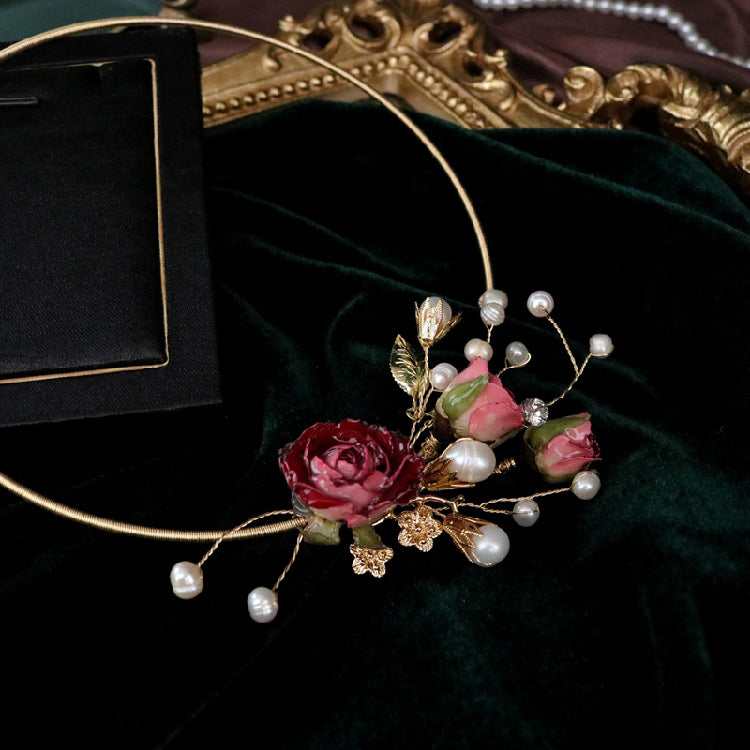 Collar Necklace with Real Flower